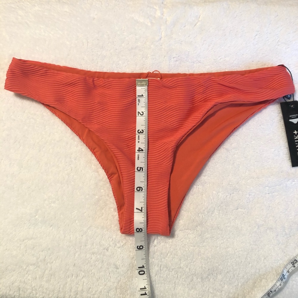 🌺🌼Tavik - Ali Camellia Textured Amalfi Swim Bottom - Picture 6 of 16
